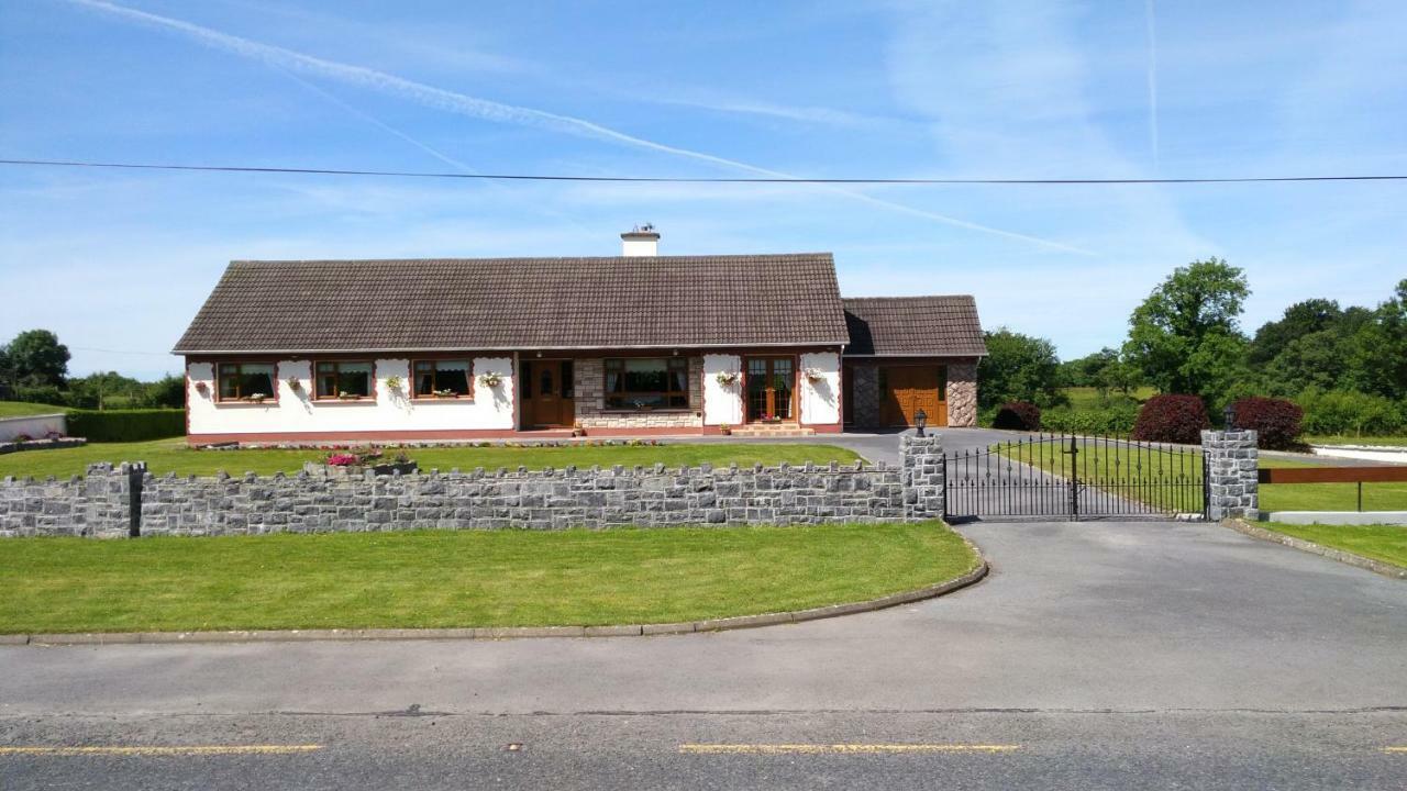 Bunnahow Lodge Shanaglish Exterior photo